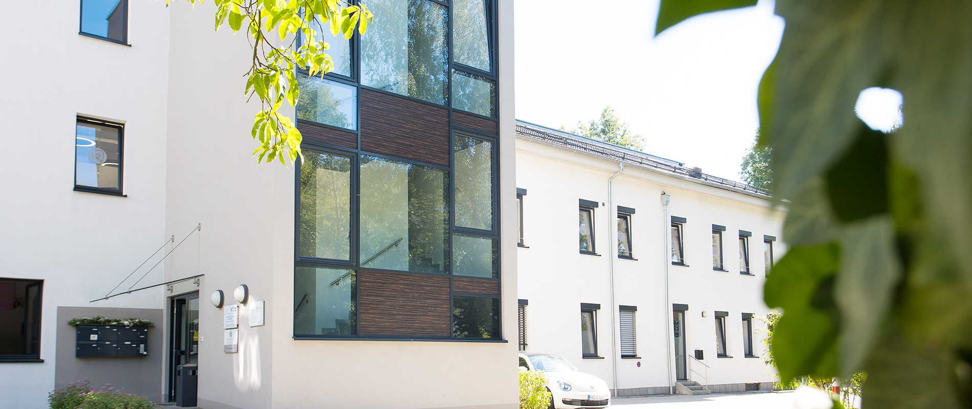 Außenbereich der Praxis für Kieferorthopädie Nina Keil in Coburg